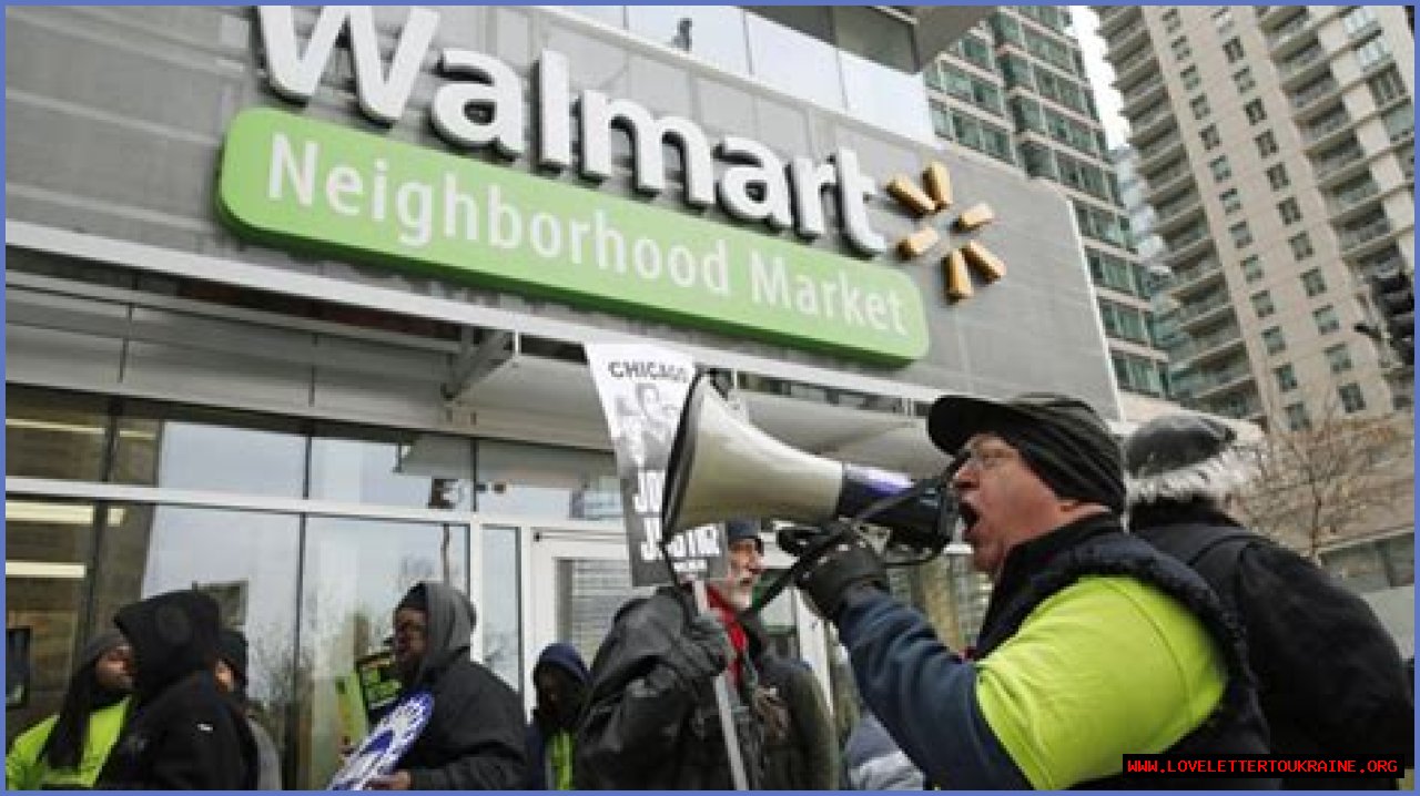 Black Friday demonstrations hit Walmart | Business and Economy