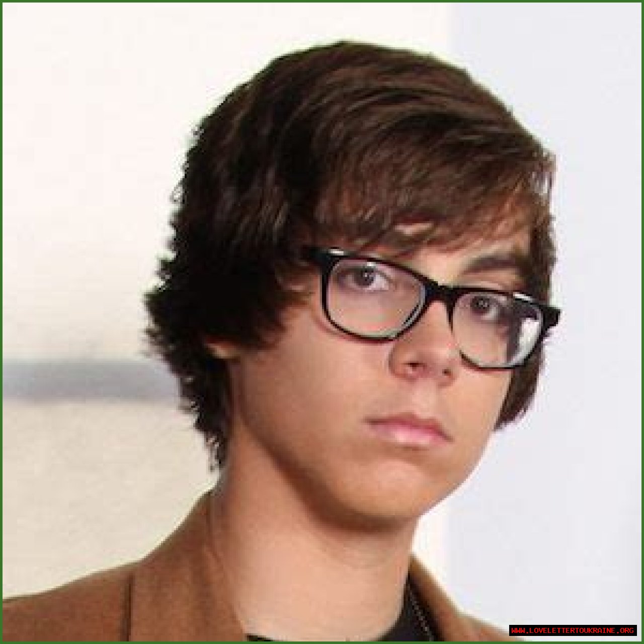 Bryan Atchison (Pop Singer) - Age, Birthday, Bio, Facts, Family, Net Worth, Height & More