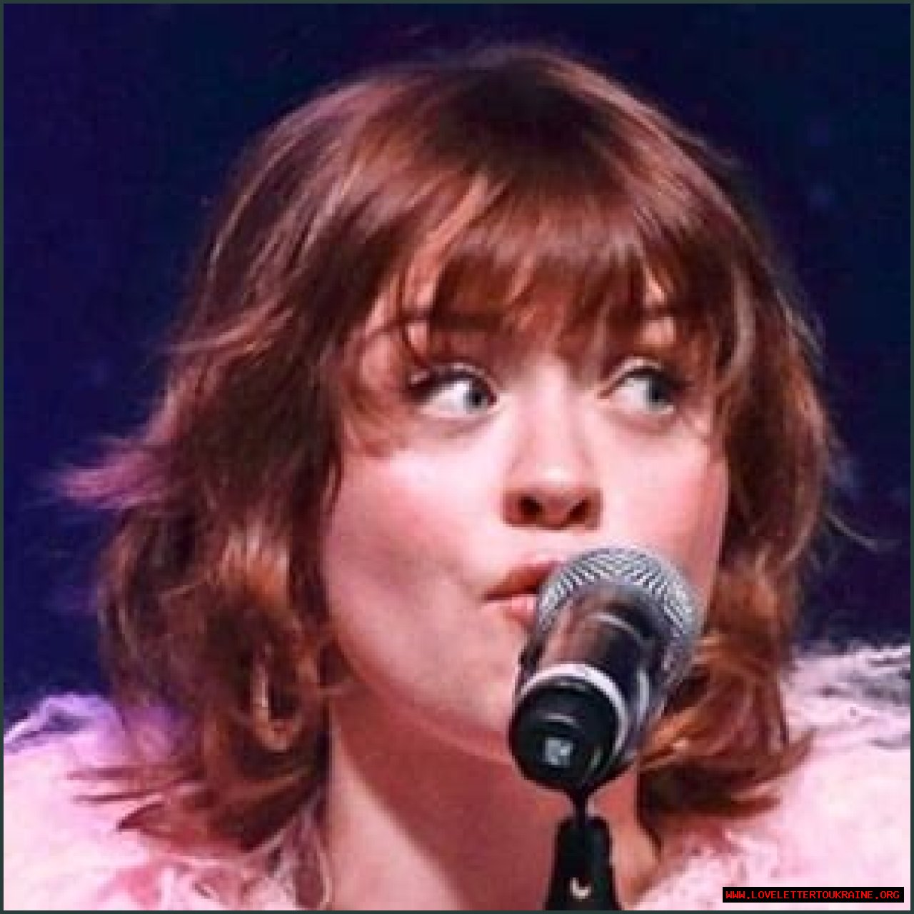 Maisie Peters (Pop Singer) - Age, Birthday, Bio, Facts, Family, Net Worth, Height & More