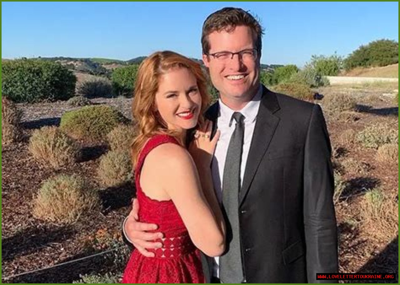 Sarah Drew Is Relishing Motherhood with Husband Peter Lanfer — Inside Her Family Life