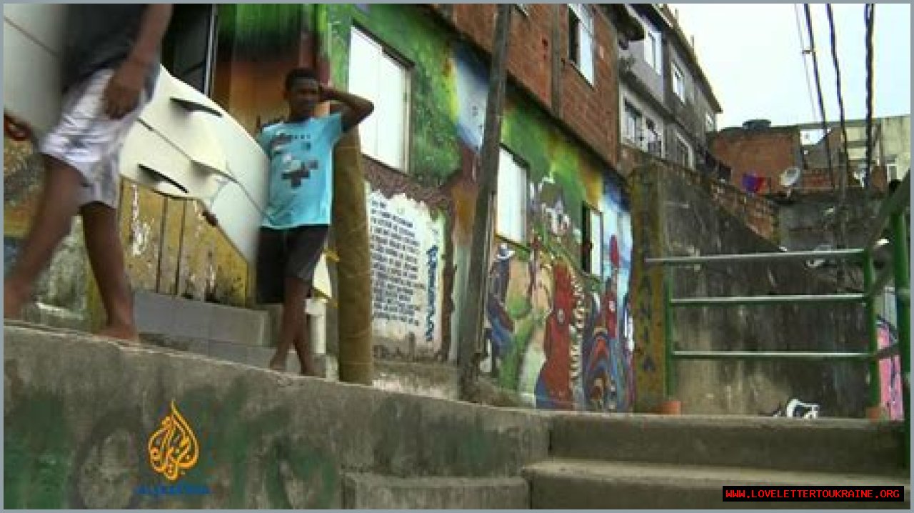 Surfing against the odds in Rio de Janeiro | Business and Economy